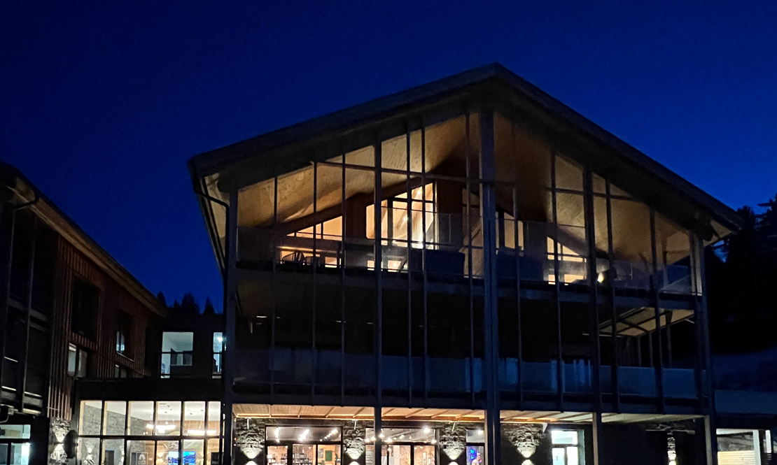 Appartement bei Nacht