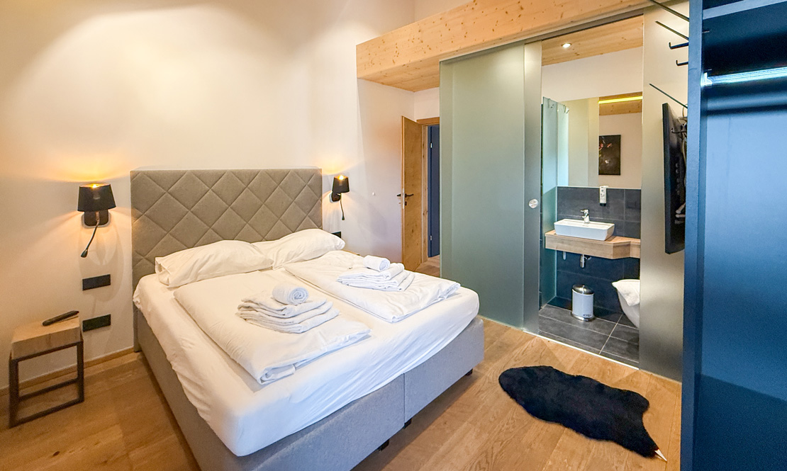 Schlafzimmer mit Bad en Suite