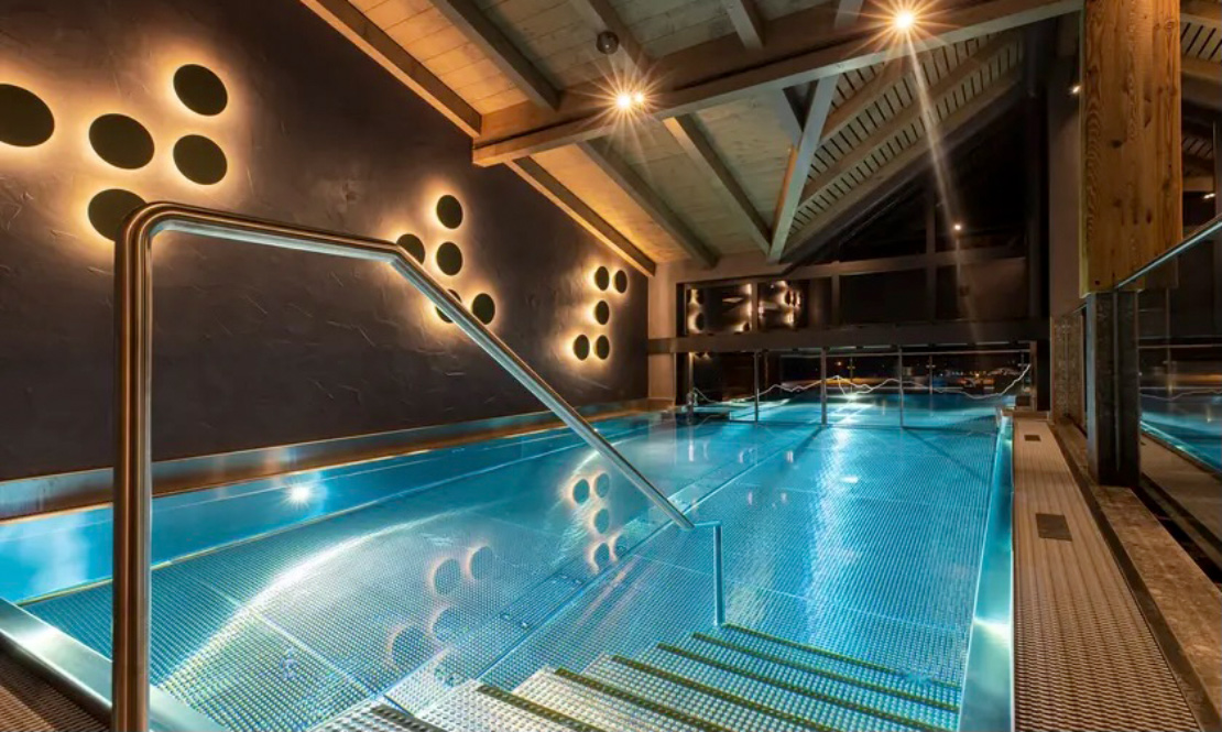 Indoor-Pool