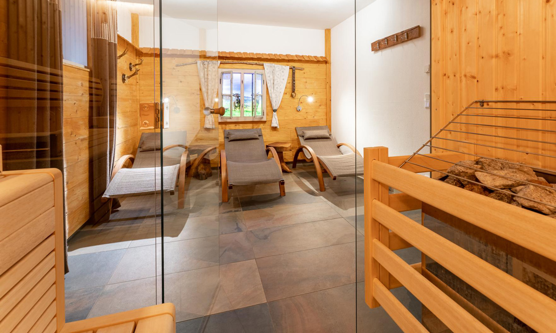 Wellnessbereich mit Sauna
