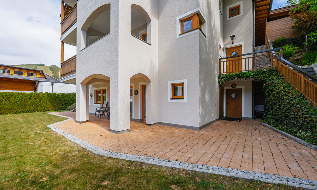 Garten im Sommer